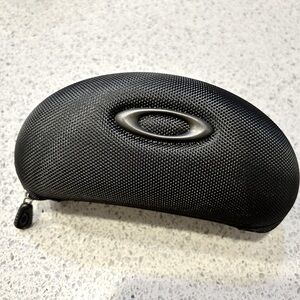 New Oakley Sunglasses Case Black
